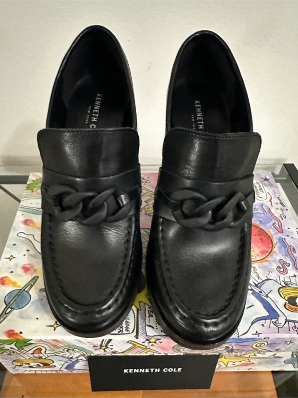 Kenneth Cole New York Justin Black Patent Platform Pumps – Size 8